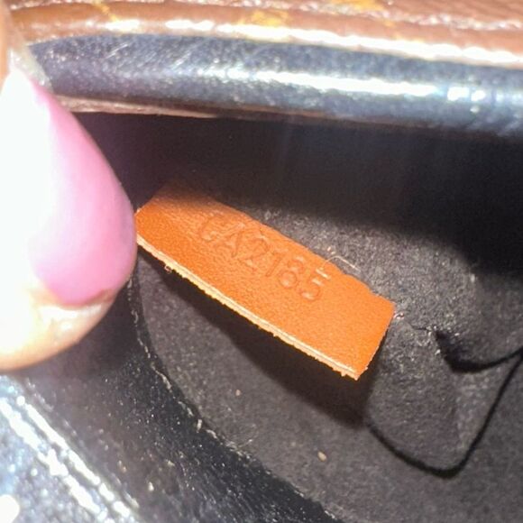 Louis Vuitton Pallas MM (feel free to make an offer) - Picture 15 of 16